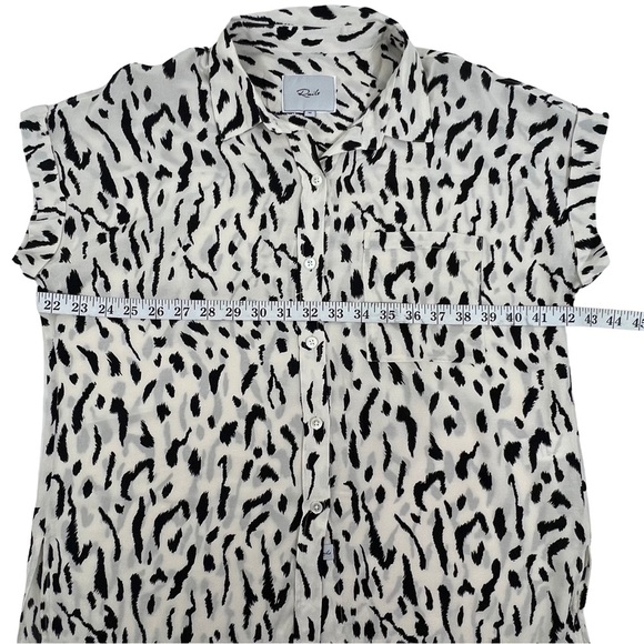 Rails Whitney Print Shirt Cheetah Blouse Short Sleeve Ivory Black M Medium - Picture 12 of 15